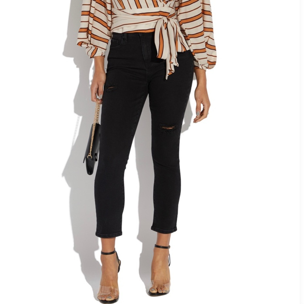 NWT High Rise Jeans